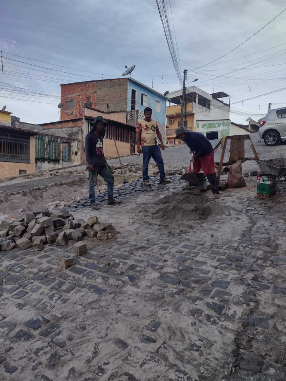 Camacã: Prefeitura trabalha para recuperar ruas danificadas pelas chuvas